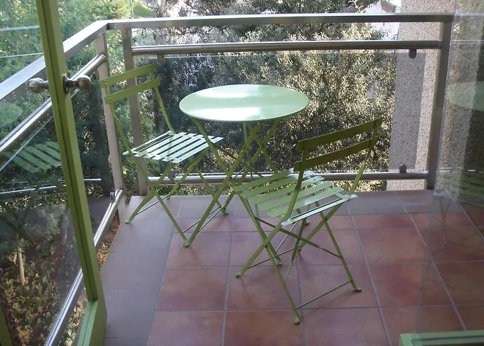 Pinos Per 4 Persones Amb Piscina Comunitaria A L'urbanitzacio Pinos Διαμέρισμα *