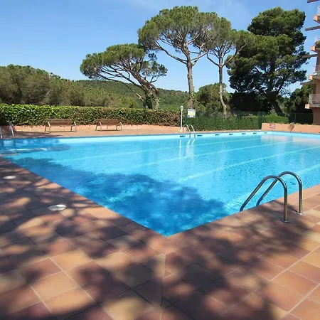 Pinos Per 4 Persones Amb Piscina Comunitària A L'urbanització Pinos Apartamento