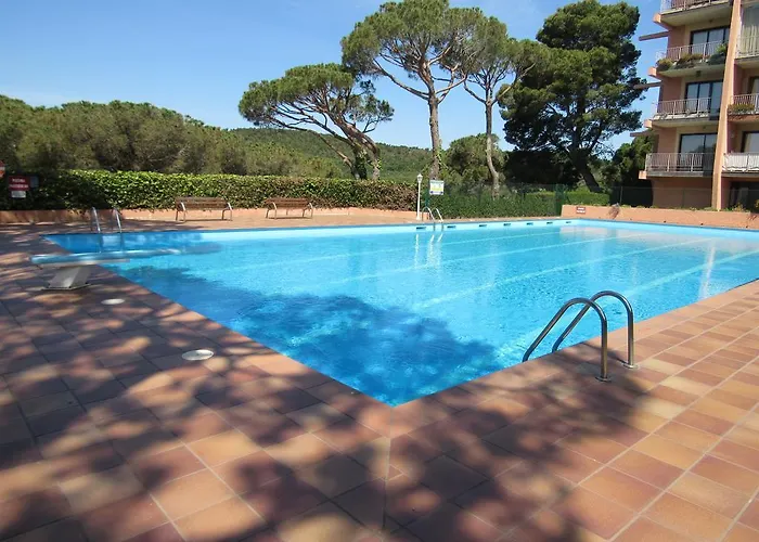 Pinos Per 4 Persones Amb Piscina Comunitaria A L'urbanitzacio Pinos Apartment